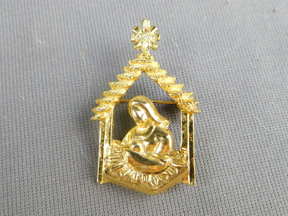 Signed BUTLER Designer Pin Brooch Fifth Avenue Co… - image 2