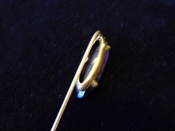 Art Deco Purple Glass Stick Pin