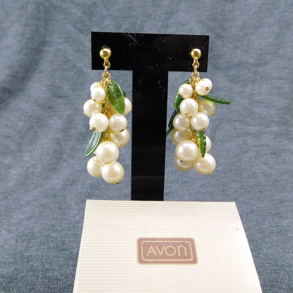 1992 Avon Pearlesque Dangle Pierced earrings Faux Pearl Grape Cluster Pierced Earrings Surgical Steel Posts Lucite leaves Gold Tone 2-1/4" L