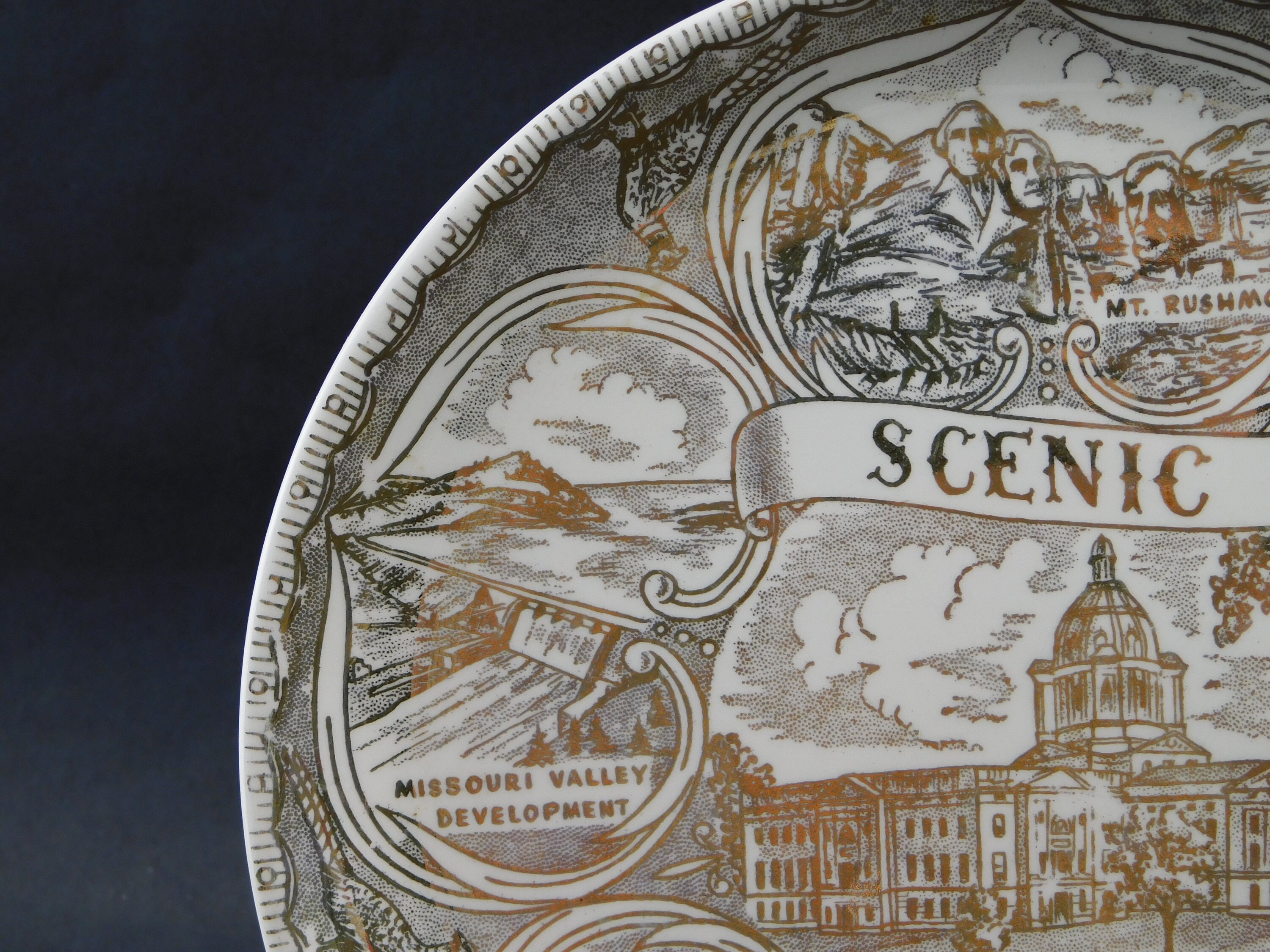 Vintage Souvenir Plate Scenic South South Dakota 9-1/4 | Etsy