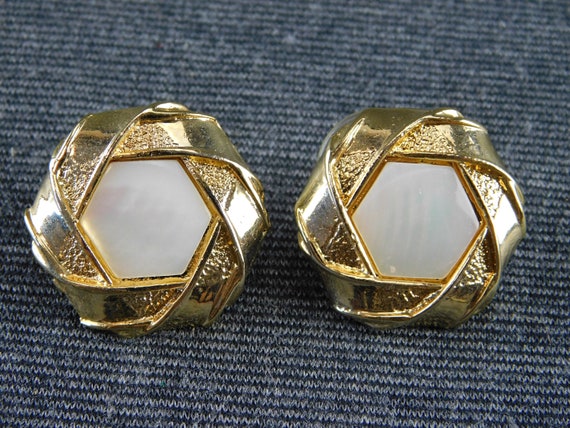 Pierced Gold Tone and Shell MOP Pierced Earrings … - image 2