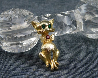 Small Mid Century Modern Gold Tone Cat Brooch/ Pin Wearing a Bow with Red and Green Rhinestones - 1-1/4" Tall - Unmarked, MCM, Kitty, Animal