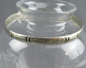 A - Classic Sterling Silver Bangle Bracelet Engraved design Vintage Stackable 14.71 Grams, 2-5/8" Opening, 3/16" Wide - Mexico, .925