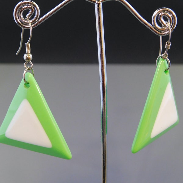 Mod Dangle Earrings Pierced Wires Green & White Acrylic Triangle Dangles 2" Long 1-3/8" Wide 1-5/16" Drop - Lucite, Hippie, Boho, GoGo