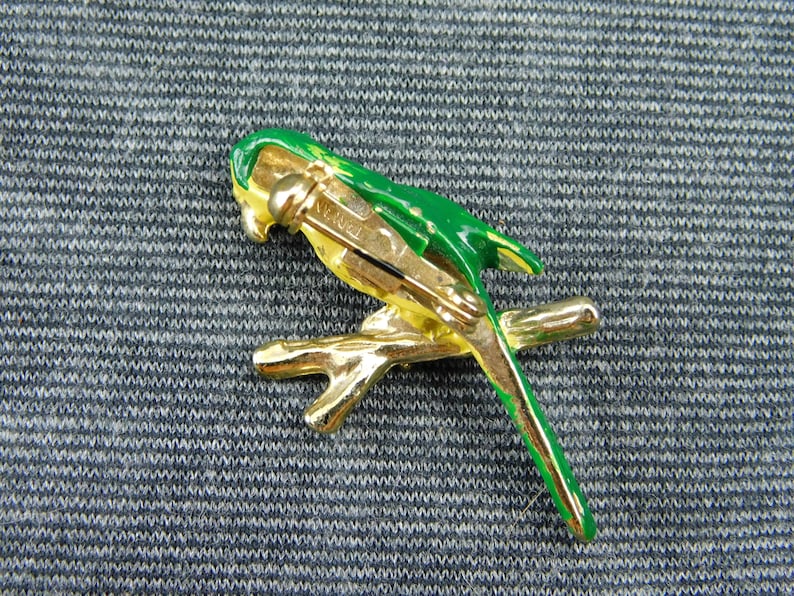 Green,Vintage Vintage Parrot Pin Brooch with Red Rhinestone Eyes Made in Taiwan 1-12 long Retro Nature Bird Yellow Gold Tone Fun