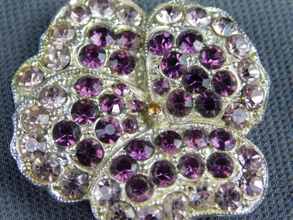 Superior Quality Silver Tone Floral Brooch Pin Pu… - image 3