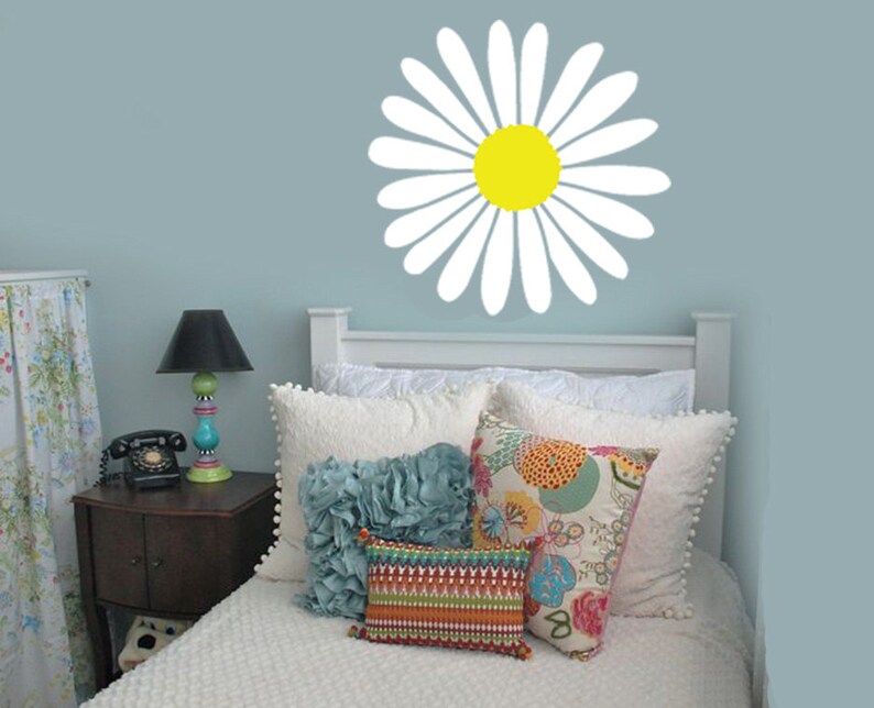 Daisy Wall Decal Flower Decal Etsy