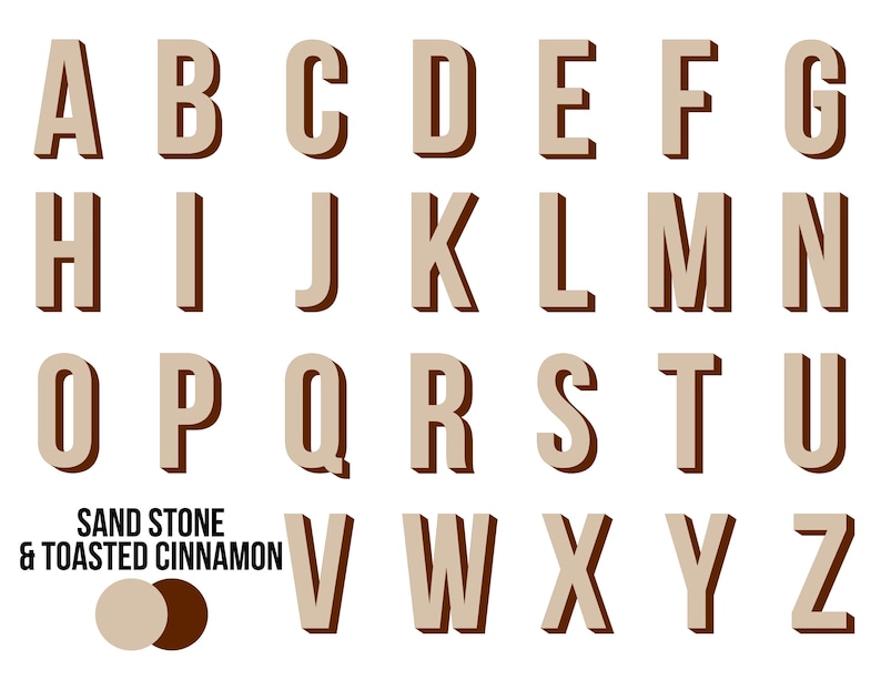 Puede incluir: Un conjunto de letras may&uacute;sculas en un esquema de color marr&oacute;n y beige. Las letras est&aacute;n en estilo 3D con un efecto de sombra. Las letras est&aacute;n dispuestas en orden alfab&eacute;tico. El texto "SAND STONE & TOASTED CINNAMON" est&aacute; debajo de las letras. Hay dos c&iacute;rculos debajo del texto, uno beige y uno marr&oacute;n.