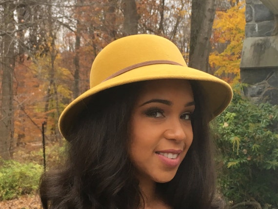 Soft Yellow Gold Velour Wool Felt Hat 