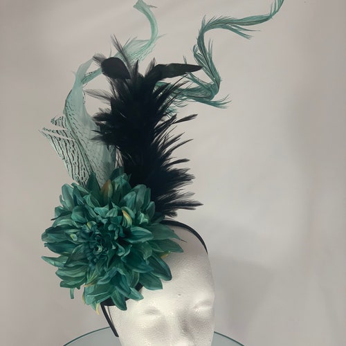 Kentucky Derby Fascinator shops - “Twist and Turn”