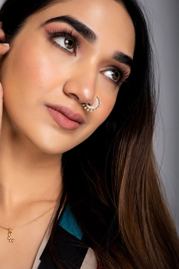 Kuberbox Delu Beaded Nose Ring 18K White Gold SI-HI Certified Diamonds -  Etsy | Body jewelry nose, Nose ring online, Nose ring