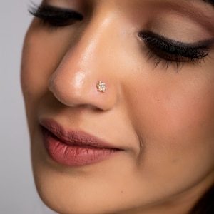 KuberBox 18k Gold and Diamond Samriddhi Nose Stud/C-wire