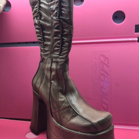 El Dantes vintage tan platform boots club kid rave