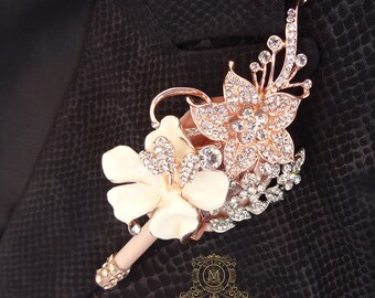 Wedding boutonniere. Brooch boutonniere for groom, groomsmen