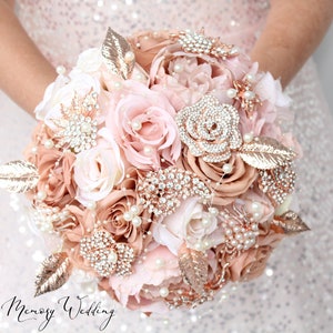 Champagne Wedding bouquet. Blush pink rose gold brooch bouquet. Bridal bouquet. Silk flowers bouquet Bridal bouquet