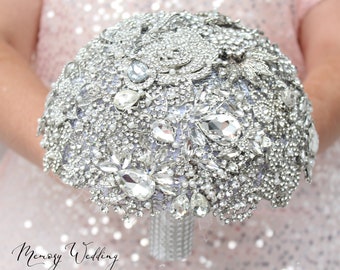 Brooch bouquet. Silver bouquet. Winter bridal bouquet. Wedding bouquet. Bling crystal bouquet