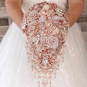 Extra shiny rose gold brooch bouquet. Full jeweled diamond crystal brooch bouquet