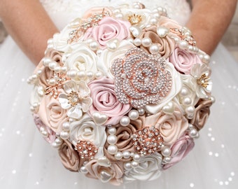 Blush pink brooch bouquet, boutonniere, corsage. Dusty rose Bridal bouquet. Pearl quinceanera bouquet