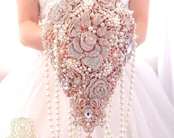 Extra long luxury pearl rose gold teardrop brooch bouquet.