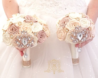 Champagne pearl bridesmaids brooch bouquet