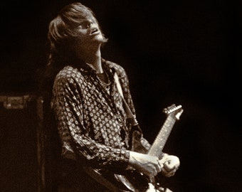 Thurston Moore, Sonic Youth, Live on stage, photograph, picture, print, poster, original image,