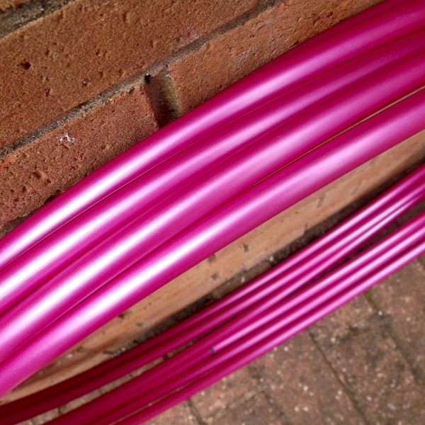 Rubellit Pink (Metallic) Polypro Hula Hoop Reifen