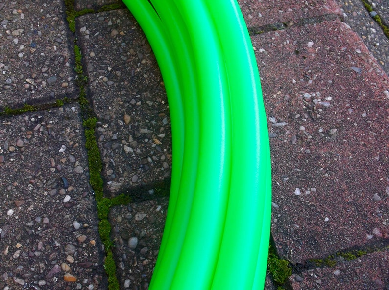 UV Green Collapsible Polypro Hoop image 3