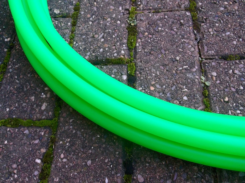 UV Green Collapsible Polypro Hoop image 1