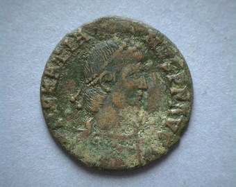 Roman follis coin of Emperor Gratian 367-383 AD PAW12