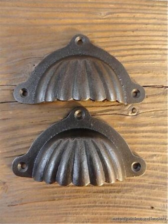 SET OF 6 ANTIQUE STYLE SHELL CABINET DRAWER HANDLE CAST IRON PULL CUP HANDLE CH9