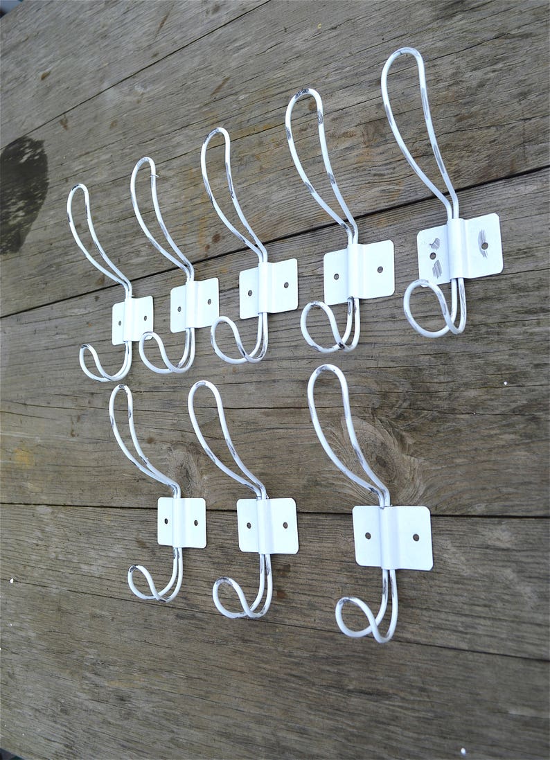 A SET OF 5 BOWLER HAT ANTIQUE STYLE DOUBLE COAT HOOK CAST IRON HOOK PH2