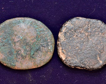Two Ancient Roman Sestertius bronze coins circa.100-300AD K7