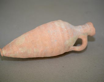 Anforisco de terracota de la antigua Grecia con forma de ánfora.