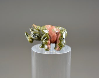 Antigua miniatura tallada a mano piedra dura oriental Rinoceronte EB