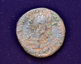 Ancient Roman Sestertius bronze coin circa.100-300AD K2