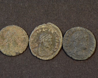 Three ancient Roman small bronze coins 1700 years old FP24