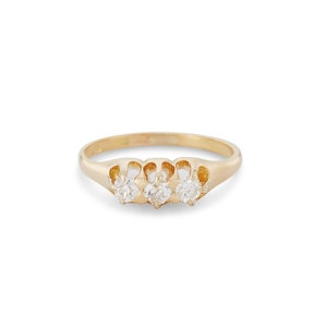 Vintage Three Diamond Ring, 18k Yellow Gold, 0.23 Carats