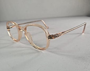Okrągłe okulary w stylu vintage w kolorze brzoskwiniowym: Petite Retro Optical Eyewear (NOS)