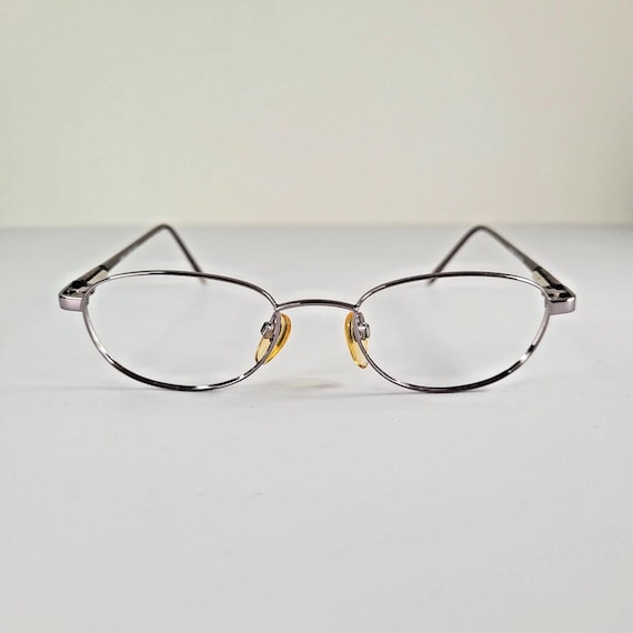 Vintage Star by Windsor Women Glasses Frame Eyewear Silver Tone Eyeglasses Frame Classic, but never boring. ? Windsor round frames with that  main image 4