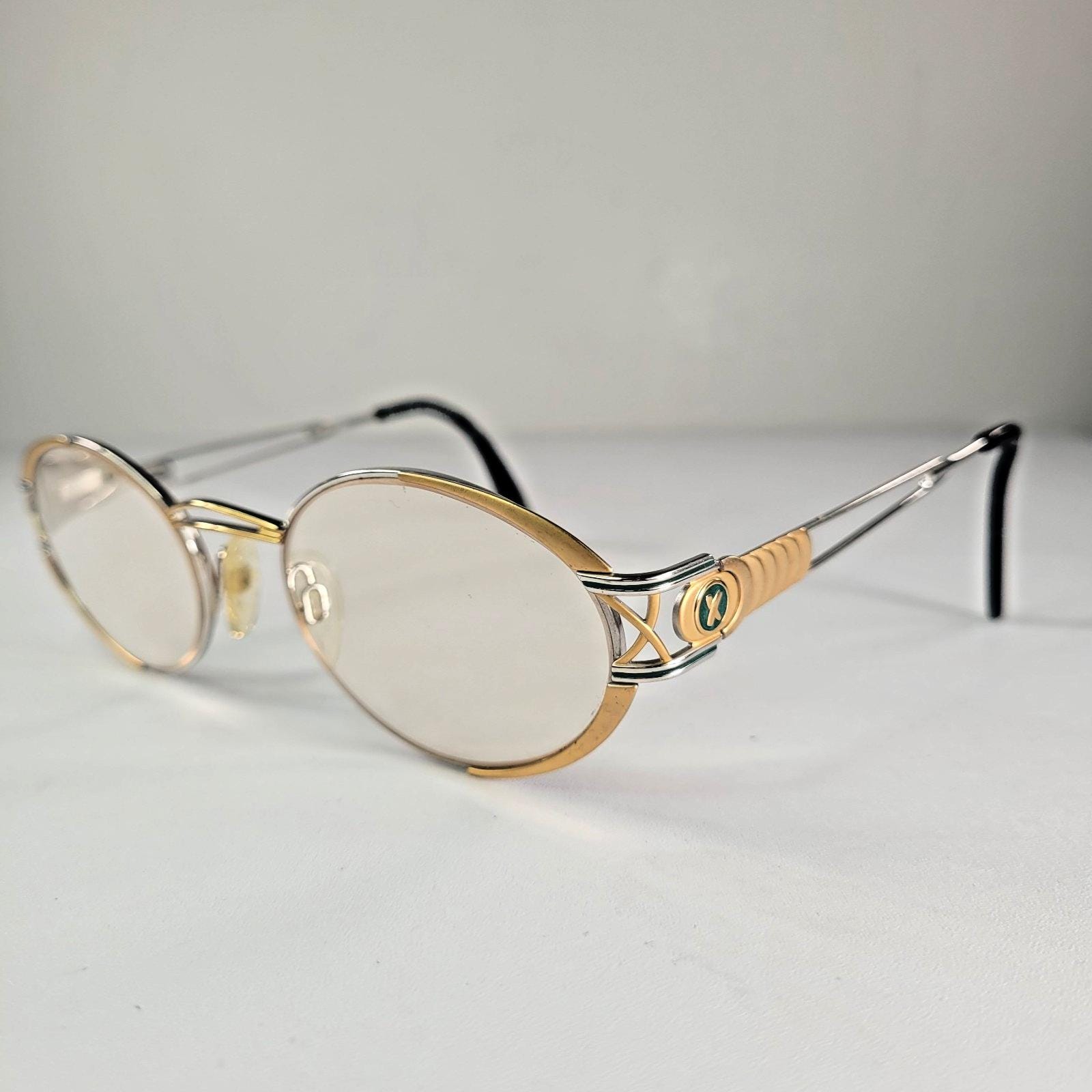 PALOMA PICASSO x VINTAGE‎ 8410 290 Gold rim glasses 90s round sunglasses Sunglasses Paloma Picasso 3707 90 main image 3