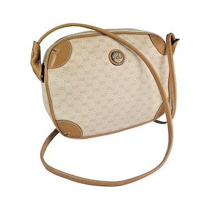 Vintage 1970s Gucci Monogram Crossbody Bag White Tan Leather Canvas Italian Designer Luxury Handbag Authentic GG Pattern Medium Size