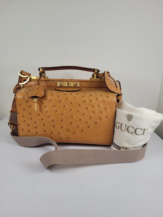 Gucci Doctor Shoulder Bags