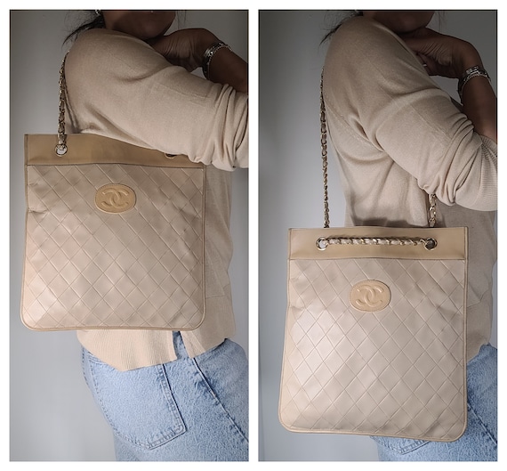 CHANEL Bag. Chanel Quilted Leather Cream Shoulder / Tote Bag. -  Denmark