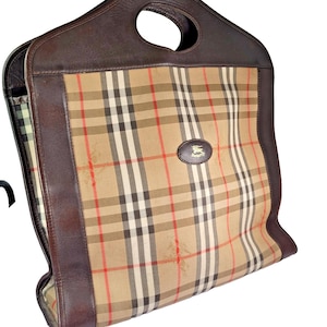 Burberry vintage tote shopper check tartan bag from 80s.