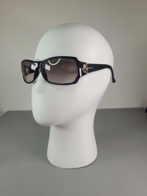 Vintage Gucci Horsebit Sunglasses – Y2K Shield Style – Black