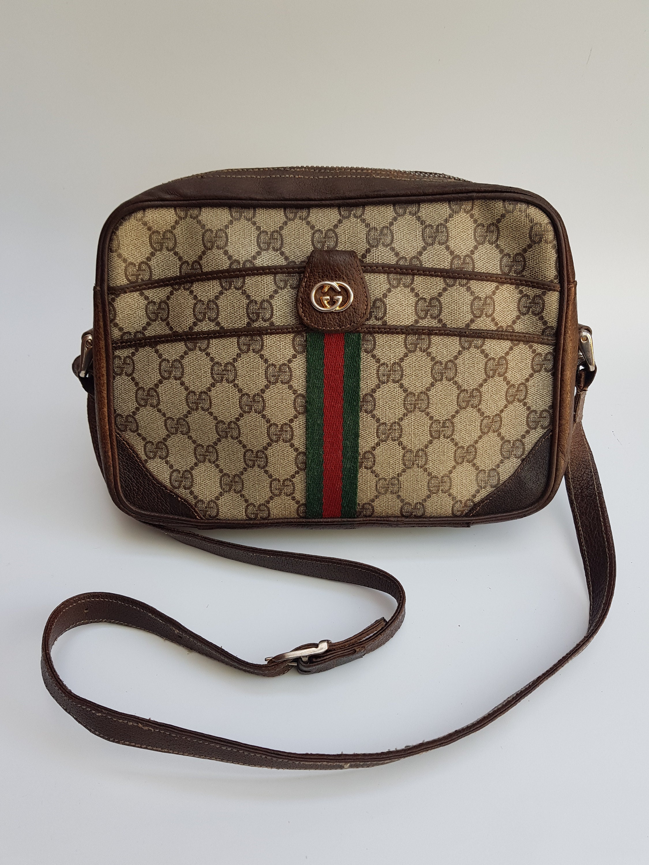 Outfit ideas - How to wear GUCCI Ophidia GG Supreme cross-body bag - WEAR