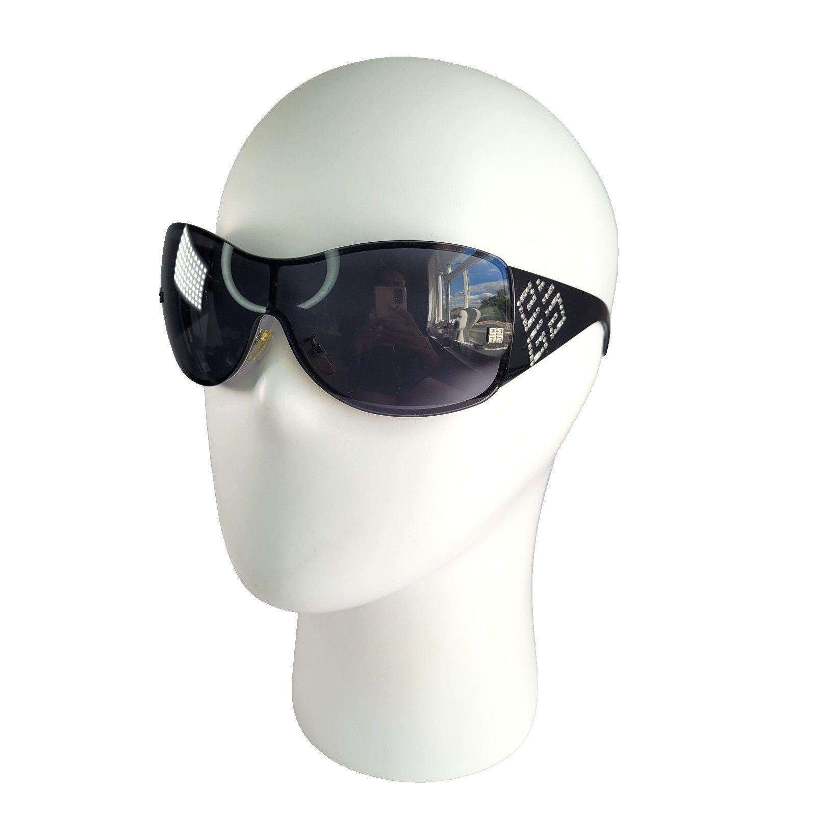 Givenchy Vintage Sunglasses - Etsy Norway
