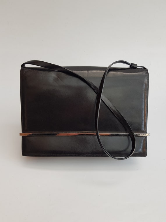 GUCCI Bag. Gucci Authentic Vintage Black Leather