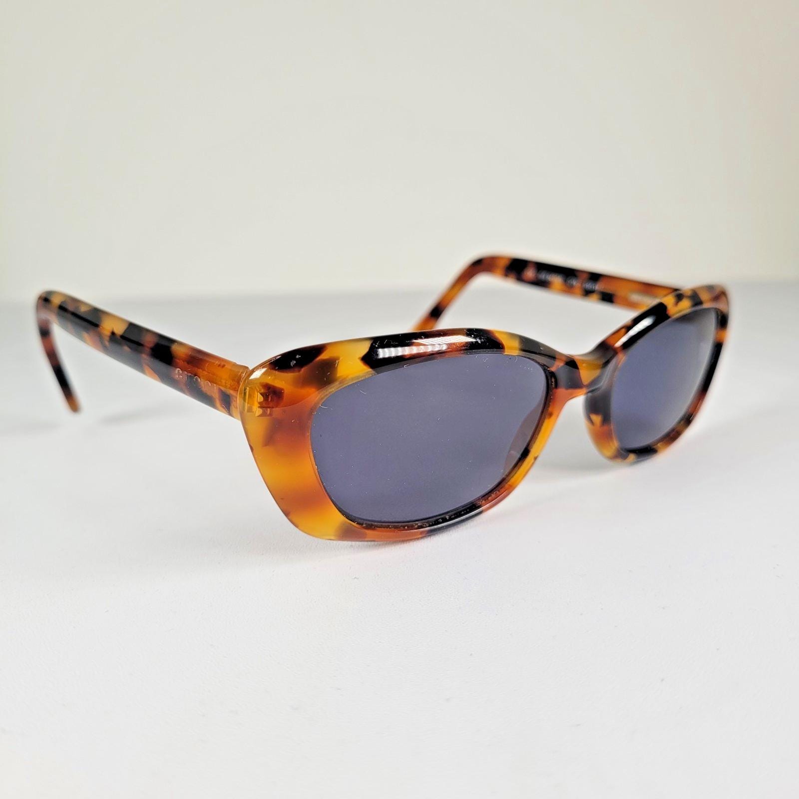 Vintage 90s Gucci GG2415/S Brown Tortoiseshell Sunglasses Women