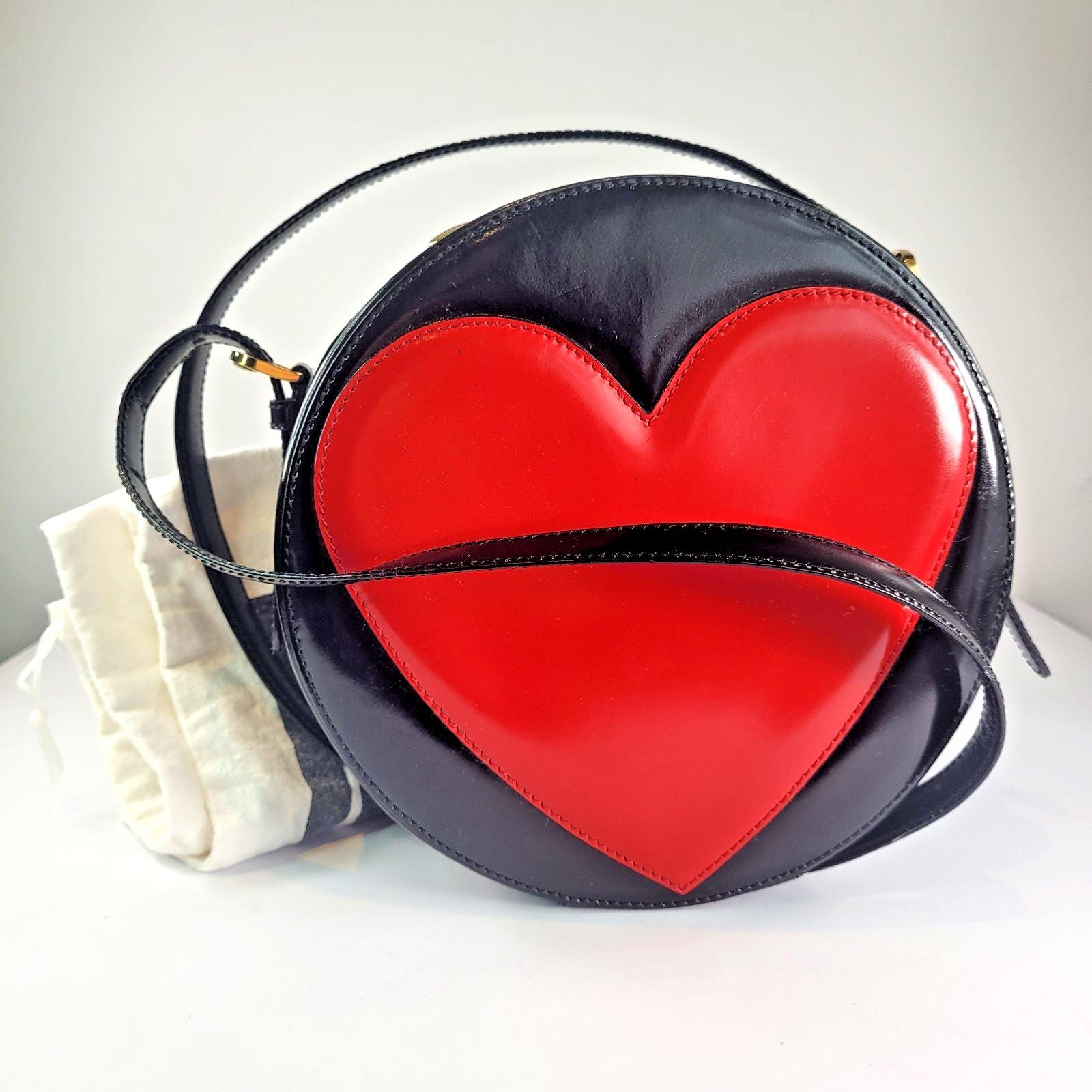 Vintage Moschino Redwall Heart Bag: 1990s Black Leather Round
